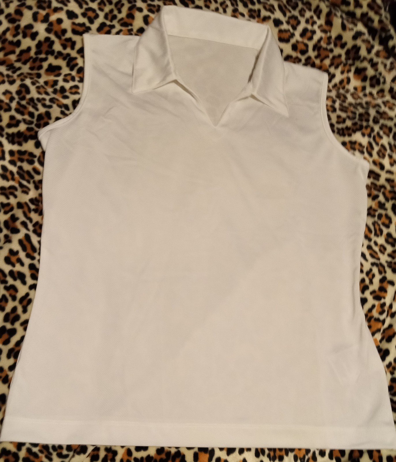 Gallery image 4 for Nike Tennis Shirt, Women's Medium