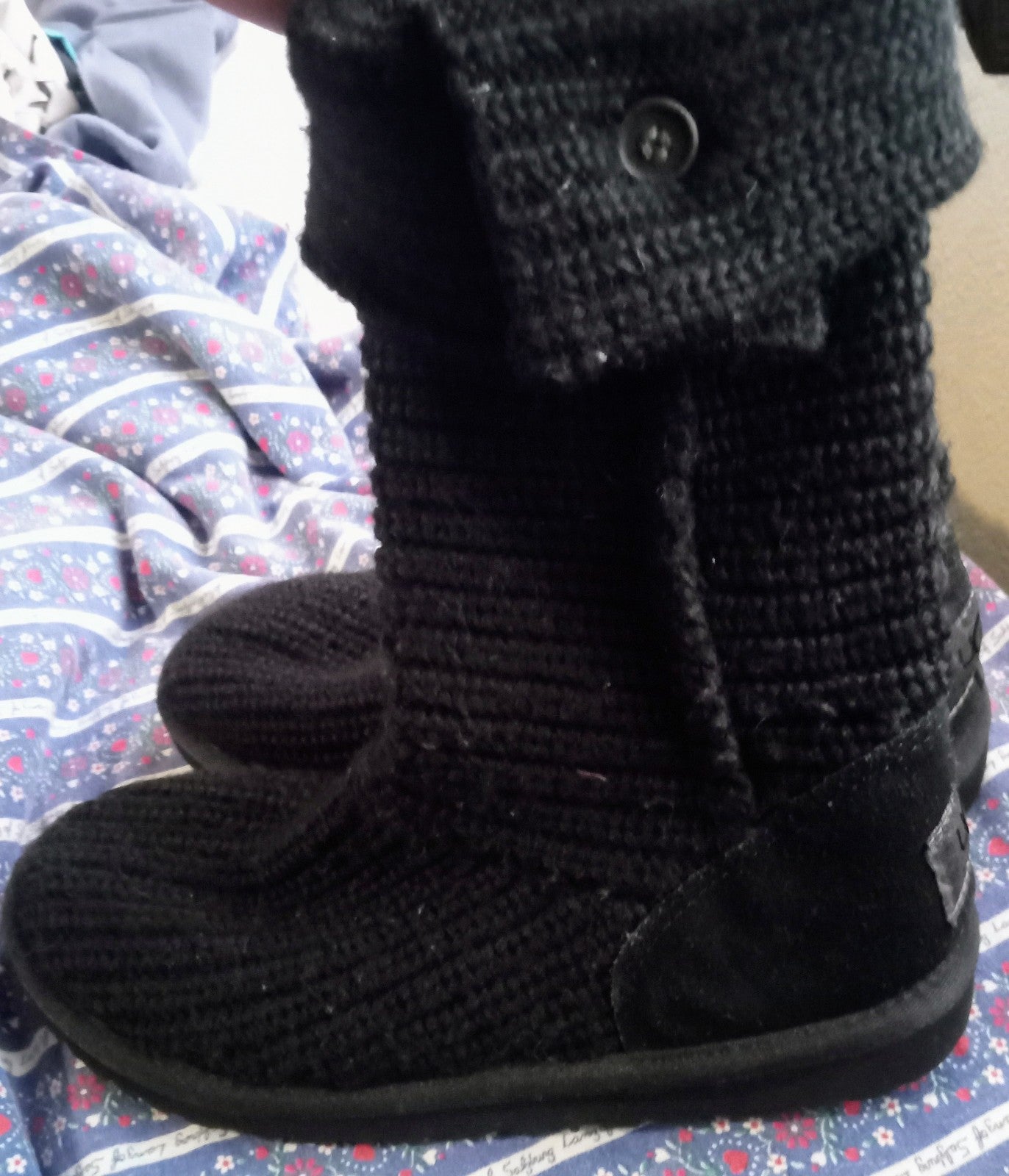 Gallery image 1 for UGG Crochet Boots, Size 4