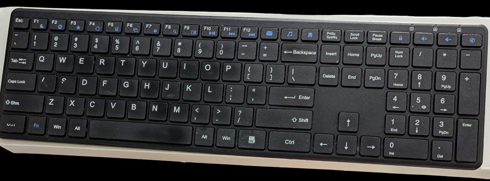 Gallery image 1 for Arteck HW192 Stainless Steel 2.4G USB Wireless Keyboard