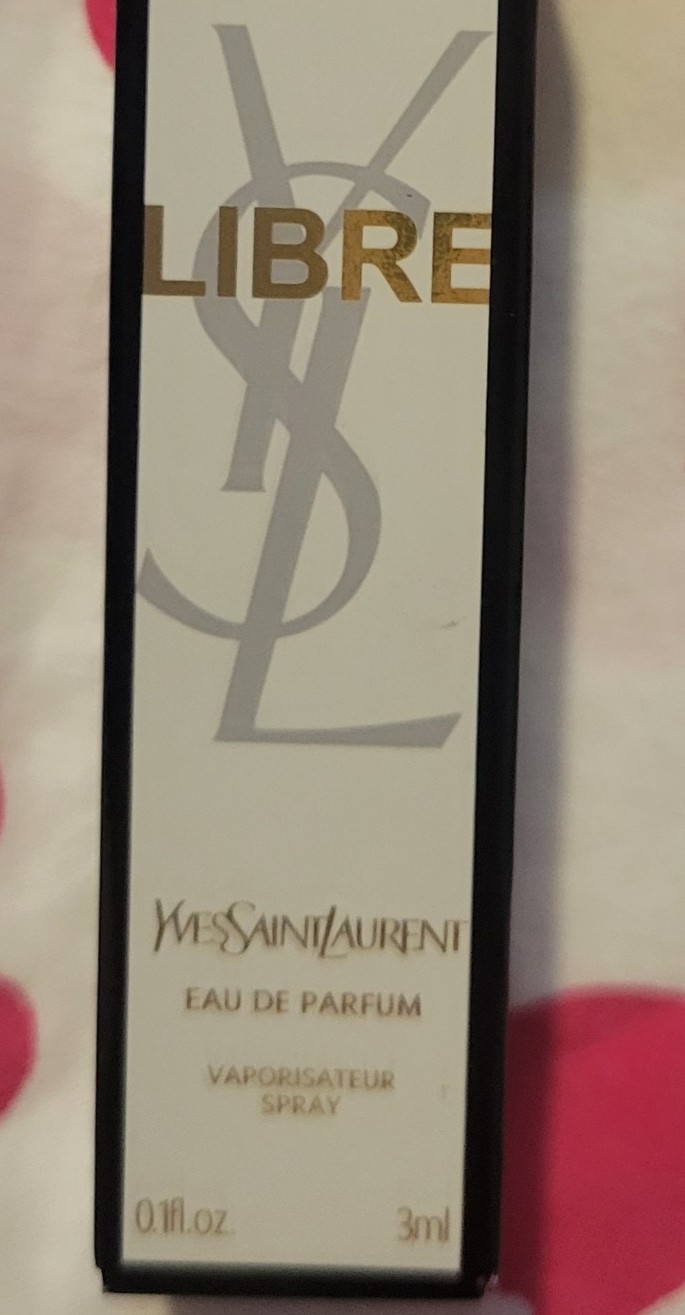 YSL Libre Eau de Parfum Mini Spray Bottle 0.1 fl oz