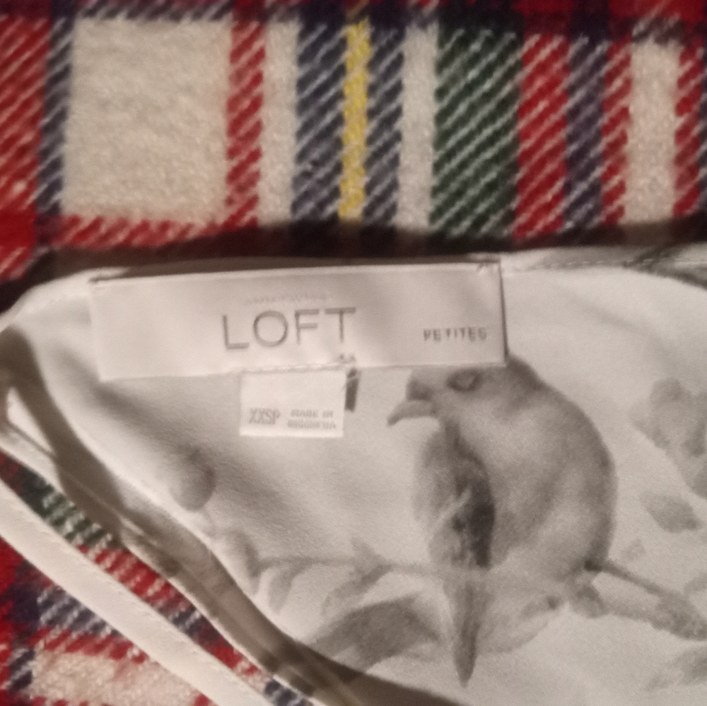 Gallery image 2 for Anne Taylor Loft Summer Blouse, XXSmall