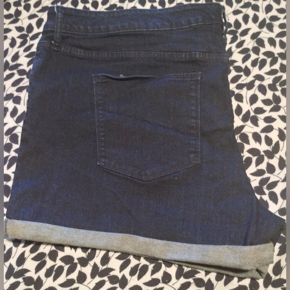 Gallery image 2 for Universal Thread Plus Size Denim Shorts, Size 26W