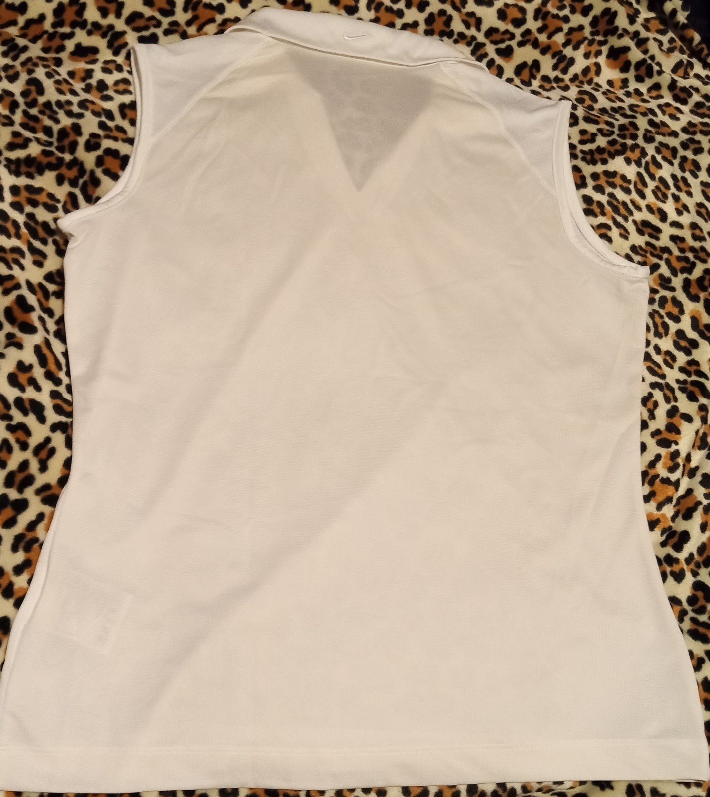 Gallery image 1 for Nike Tennis Shirt, Women's Medium