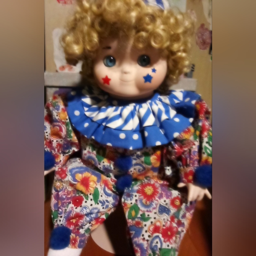 Gallery image 1 for Dolly Dingle Goebel Musical Clown Doll