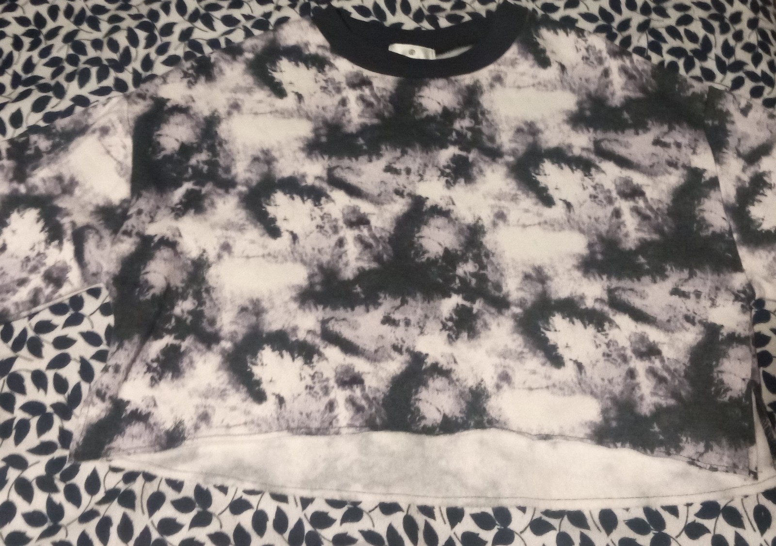 Gallery image 2 for Socialite Cropped Crewneck Sweatshirt, Small