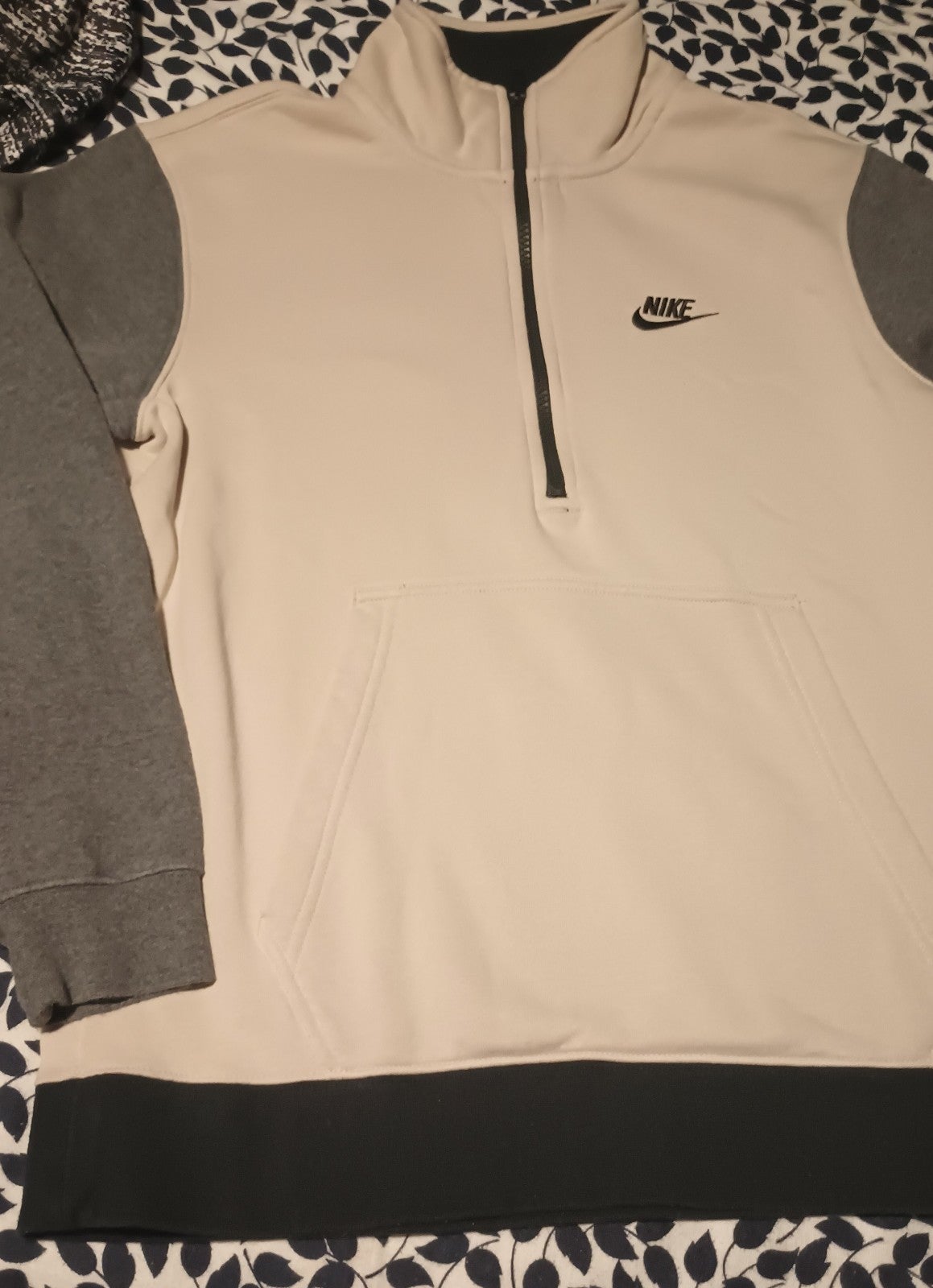 Gallery image 1 for Nike Club Half Zip Fleece Pullover, Men's Size Medium