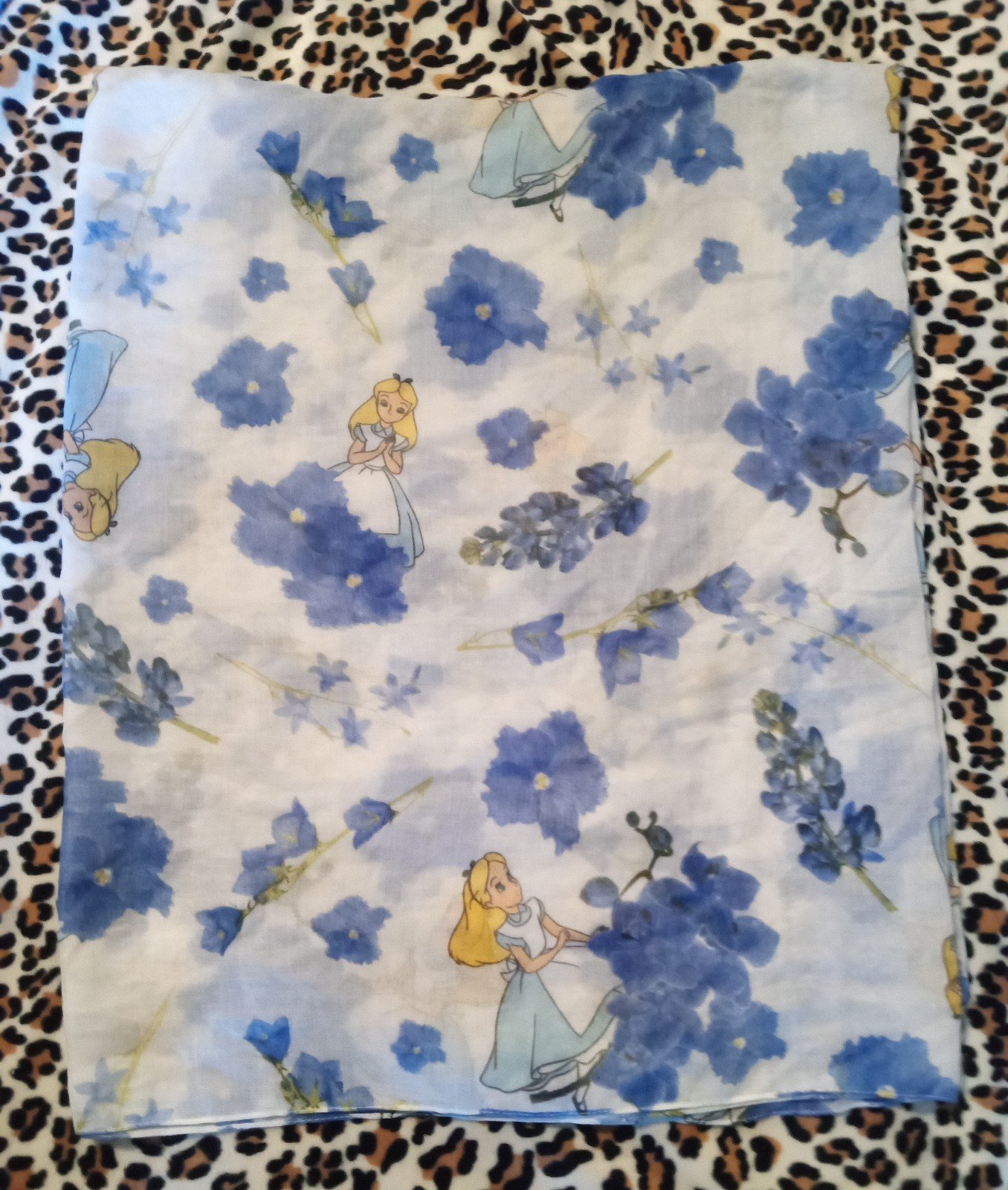 Disney x Loungefly Alice in Wonderland Large Scarf