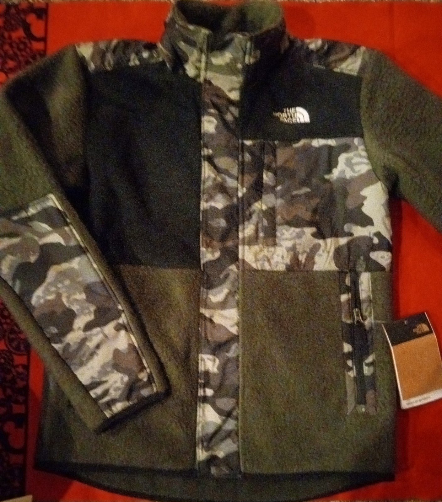 Gallery image 4 for The North Face Boys Forrest Fleece Mashup Jacket, Large