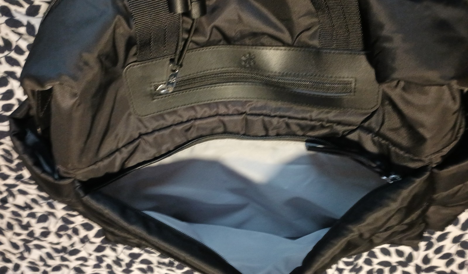 Gallery image 3 for Skip Hop Ultra Light Riverside Satchel/Diaper Bag
