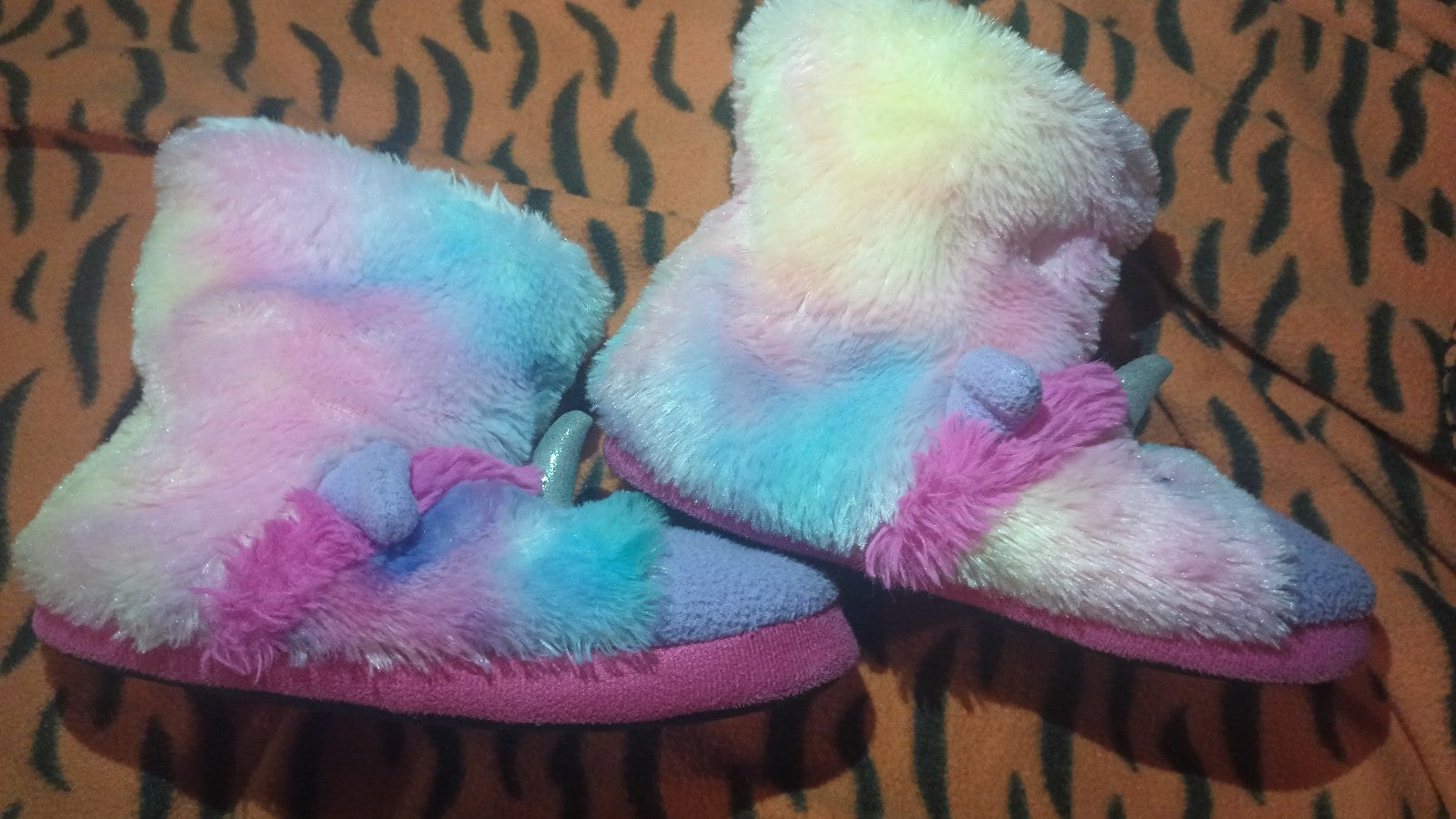 Gallery image 2 for Totes/Wonder Nation Set of Unicorn Slippers