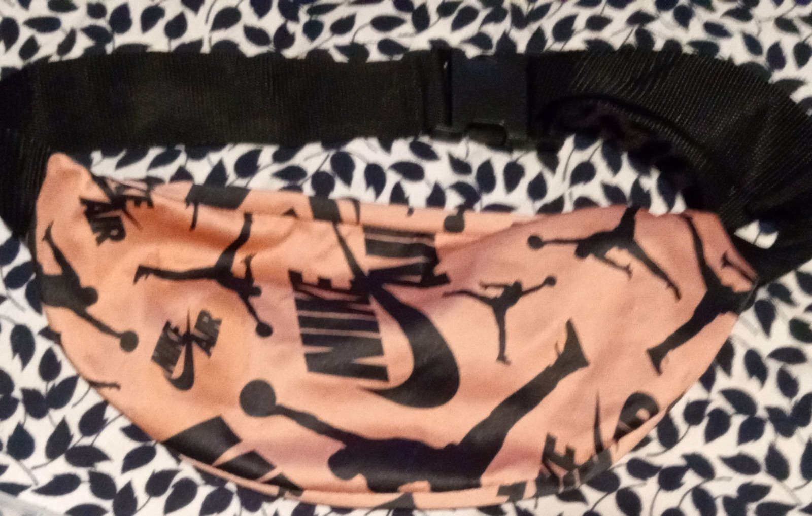 Gallery image 1 for Vintage Nike Air Jumpman Fanny Pack