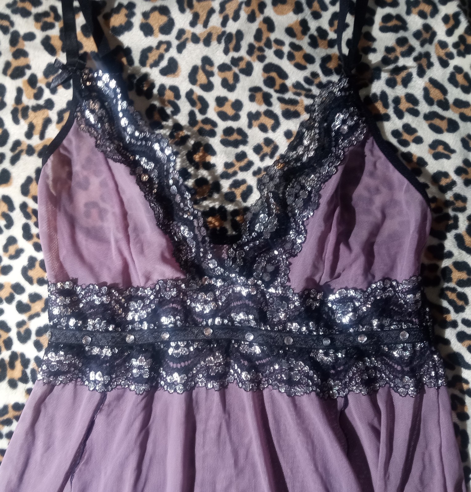 Gallery image 1 for Nightie- Shortie in Size 4/6