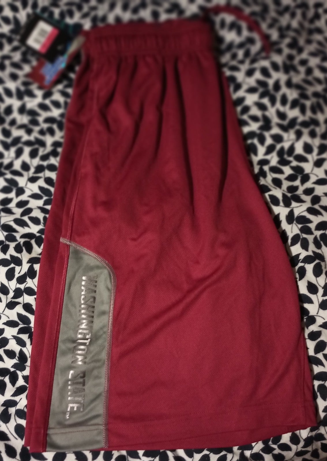 Gallery image 2 for Nike Collegiate Shorts WSU, Size Large