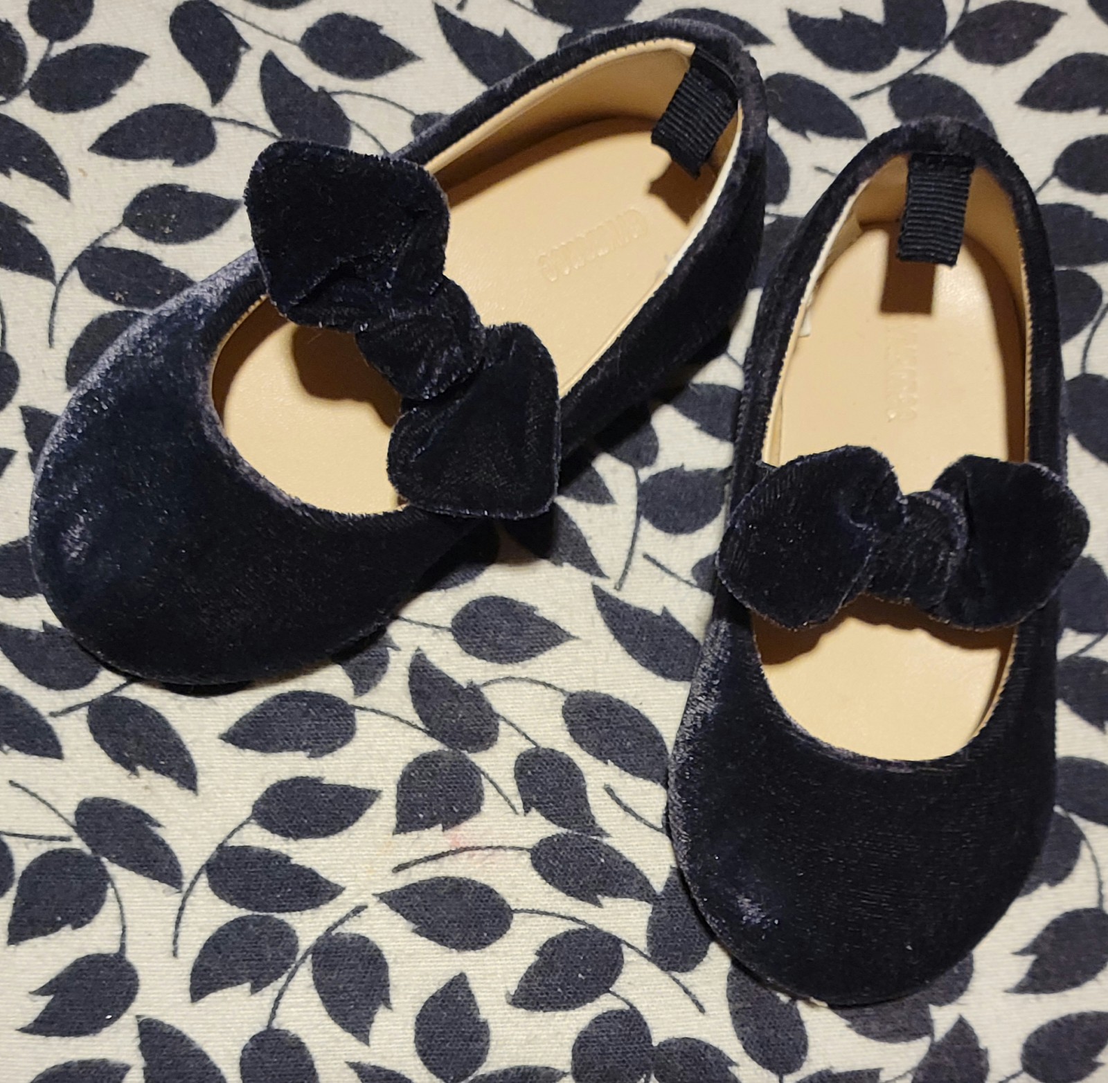 Gymboree Little Nemo Velvet Baby Shoes